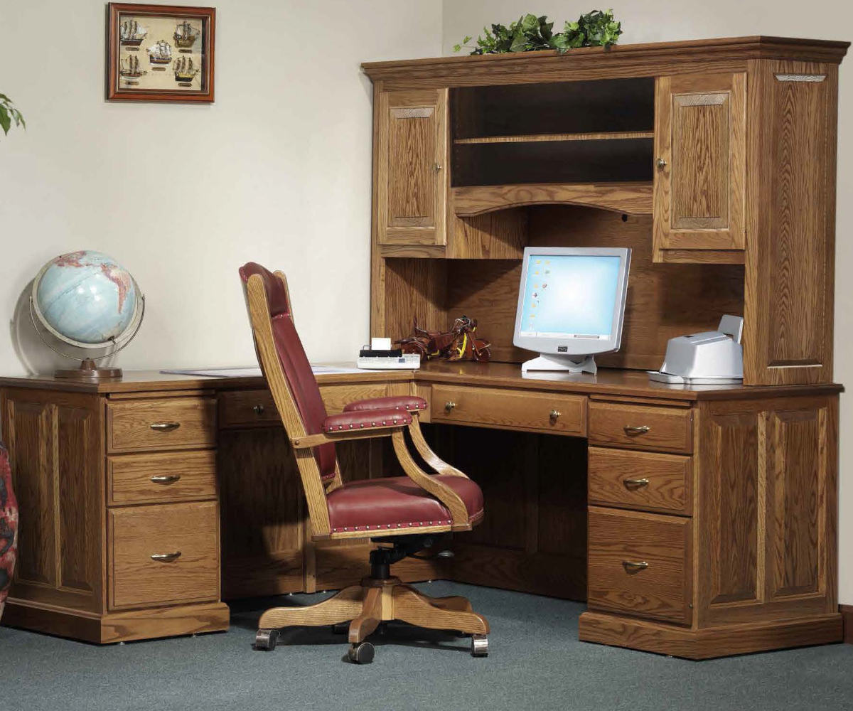 Highland L-Desk With Hutch